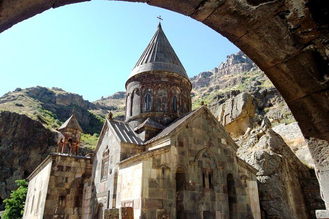 Daily jeep tour to Garni gorge and Geghama mountains - Geghama Petroglyphs: Off-Road Time and the Joy of Finding the Marks