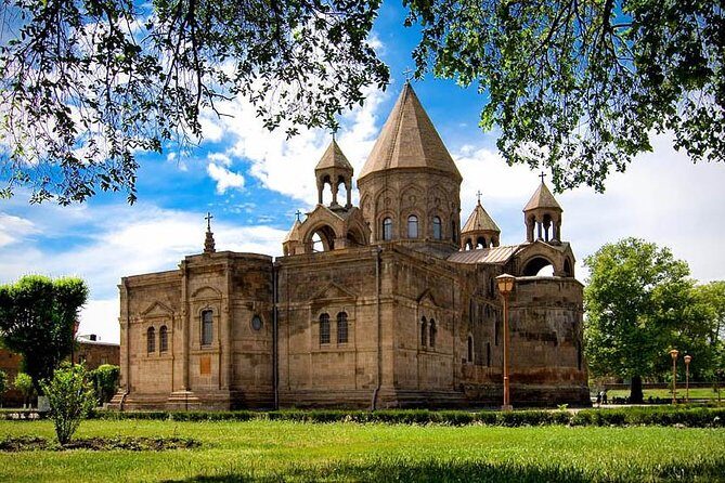 Group Tour: Hovhannavank, Saghmosavank, Chocolate House, Aghtsk - Key things to know before you go
