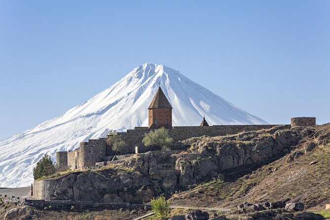 Khor Virap, Noravank Private Tour with Optional Wine Tasting - Private Format and Timing: What 8 to 9 Hours Feels Like in Real Life