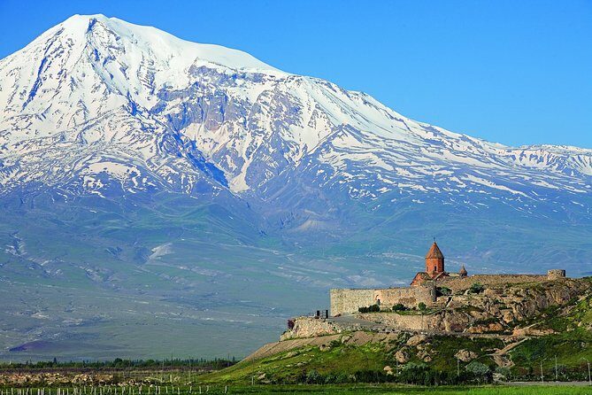 Noravank (free wine tastng,khor Virap) - The Drive From Yerevan: Comfort Matters on a Mountain Day
