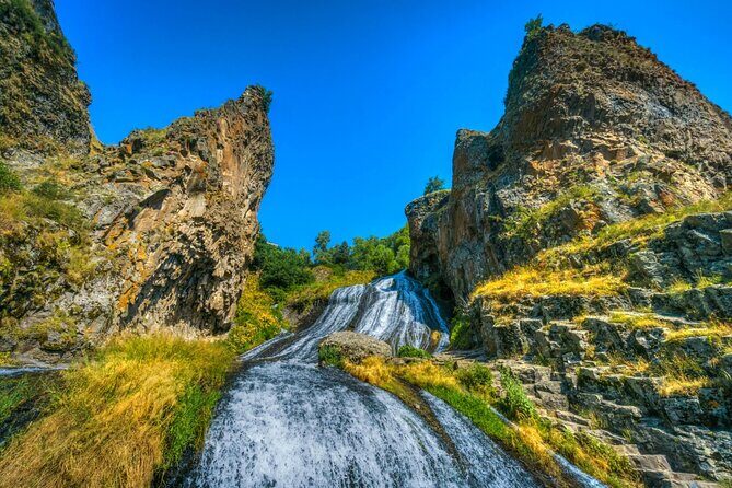 Private tour Jermuk, waterfall, Tatev Monastery and TaTev Ropeway - How the guide and driver make—or break—this kind of day