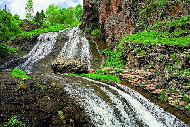 Private tour Jermuk, waterfall, Tatev Monastery and TaTev Ropeway - Tatev Monastery: medieval architecture on a hill that feels cut from the earth