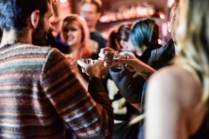 Pub crawl Yerevan - Start at Government House, 7:00 pm: how the evening is paced